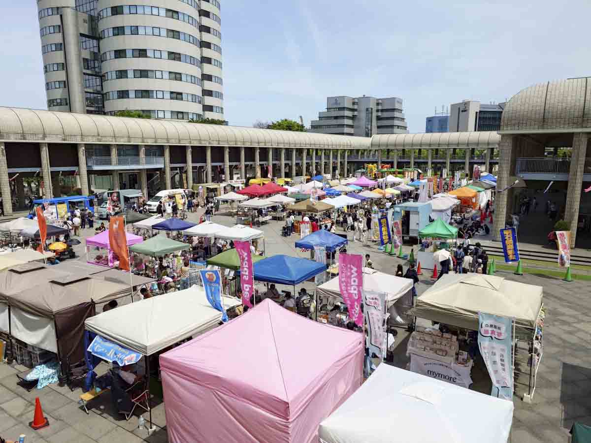 わんちゃん連れも◎秋のポートアイランドで県内最大規模の屋外マルシェ♪ 神戸市 [画像]