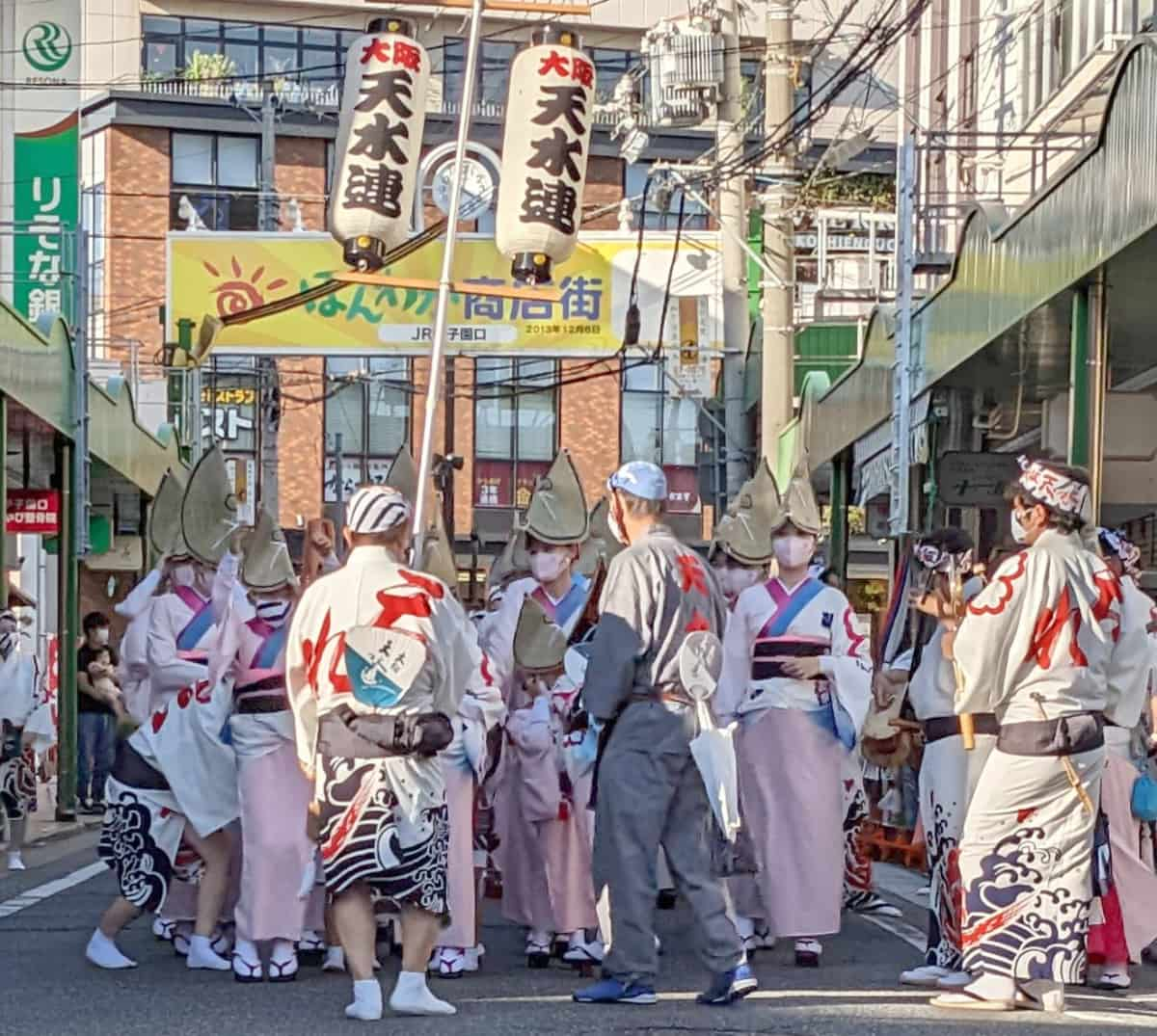 昨年の開催の様子＜画像提供：JR甲子園口ほんわか商店街＞