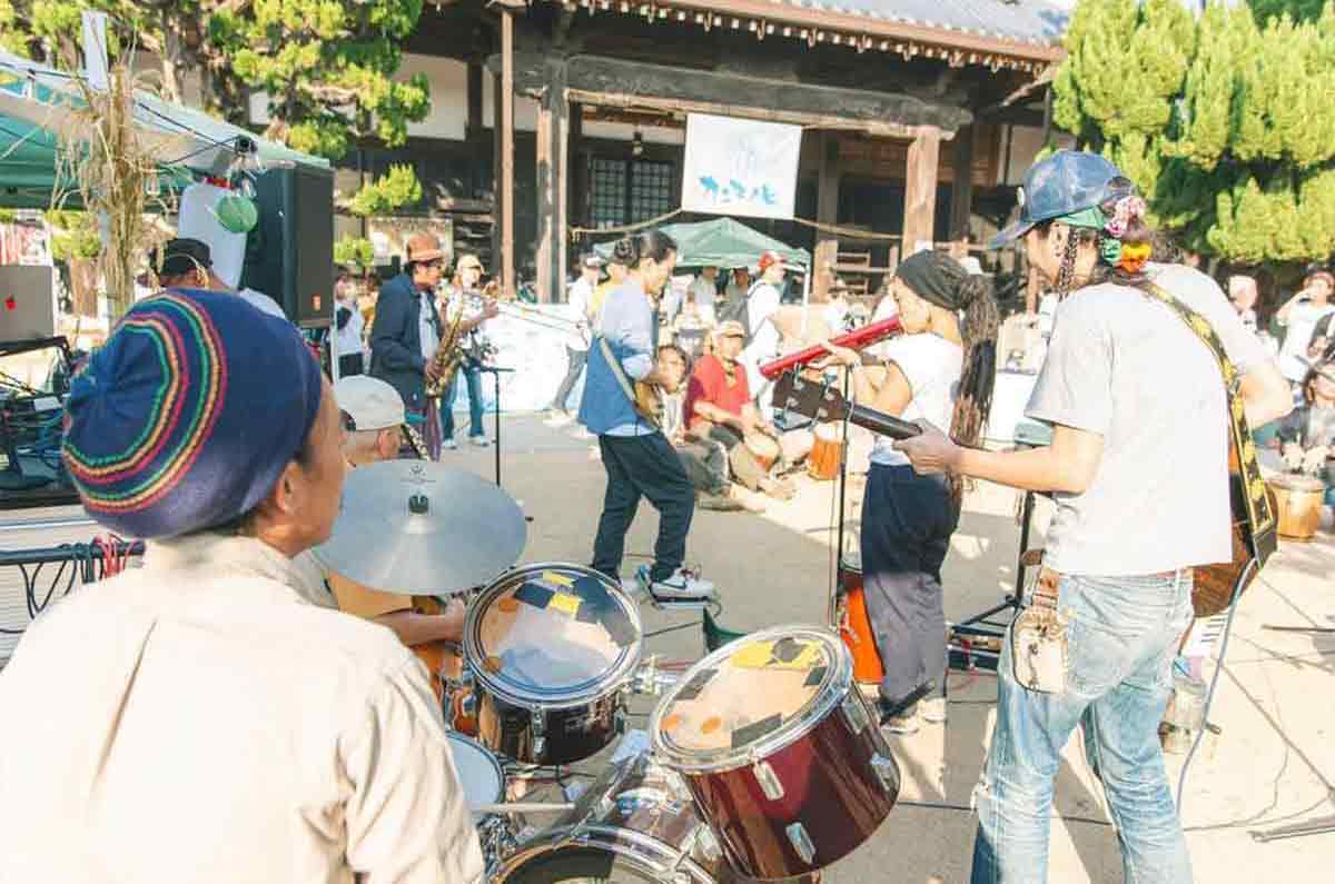 音楽＆ダンスをまったり楽しむお寺フェス「カンキノヒvol.5 」飲食ブースも充実 加古川市 [画像]