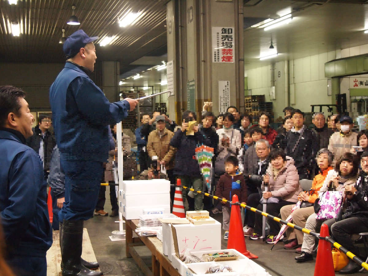 調理・目利きを魚のプロに学ぶ！神戸市中央卸売市場本場「魚河岸デー」 神戸市 [画像]