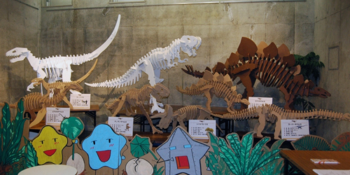 『木の恐竜ワールド展』　西脇市