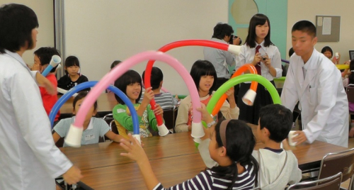 小学生向けワークショップ『高校生によるサイエンス教室』　神戸市中央区