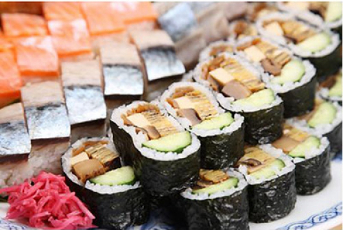 1日1500本が完売する多可町の太巻き寿司が登場『六甲ガーデンテラスマルシェ』　神戸市灘区