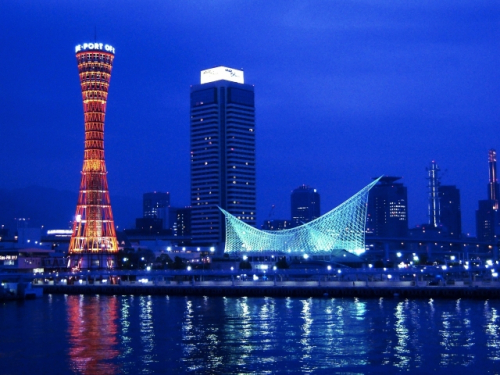 『KOBE SAKE TOWER』　神戸市中央区