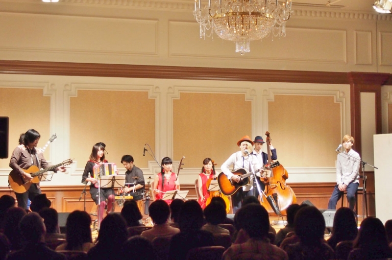 『2015 神戸乙仲通 World Music Fes 2』　神戸市中央区 [画像]