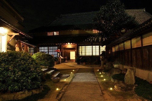 大正期のモダンな洋館など　「コヤノ美術館・西脇館」で夜間開館を実施　西脇市
