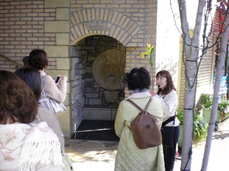 『花のみち歩きと歌劇フィナーレ体験』　宝塚市 [画像]