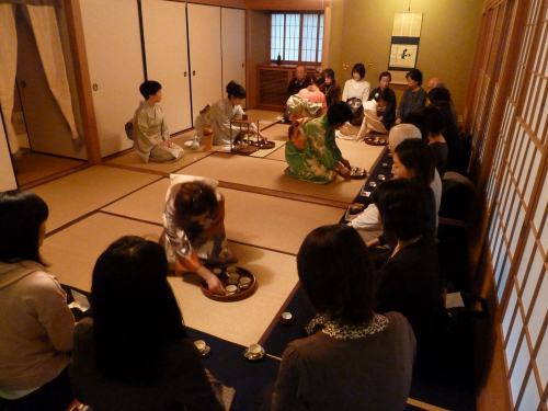 伝統文化体験教室『煎茶へのお誘い』　神戸市中央区