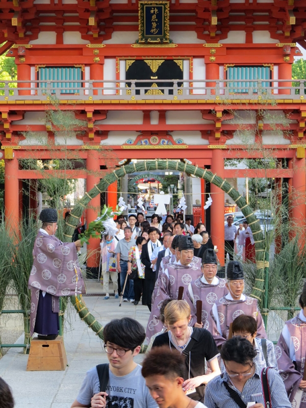 夏越大祓式（茅の輪くぐり）