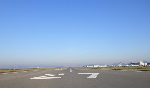 神戸空港で初開催『夏休み・早朝親子滑走路ウォーク』参加者募集 [画像]