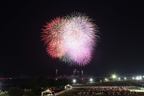 『第45回加古川まつり花火大会』　加古川市